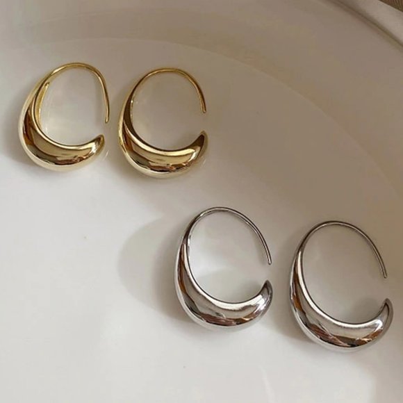 *NEW 925 Sterling Silver C Shape Hoop Earrings - Picture 1 of 11